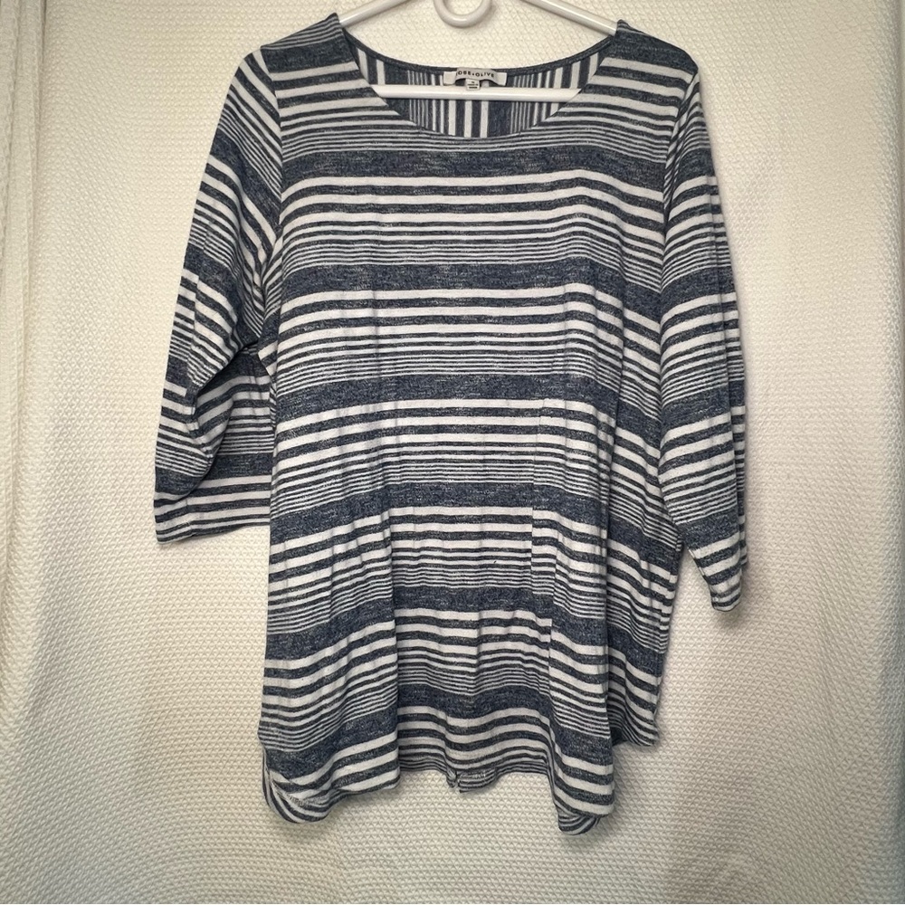 Rose & Olive Blue and White Striped 3/4 Sleeve Plus Size Tee Size 1X Oversized